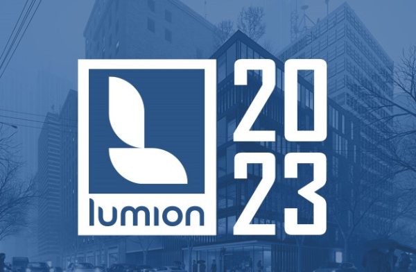 Software: O pôster apresenta um design azul destacando o logotipo Lumion 2023, com um padrão de folhas estilizadas e o ano exibido em negrito em branco. O cenário retrata uma paisagem urbana de edifícios e árvores, enfatizando a facilidade de acesso a este software. Perfeito para indivíduos que desejam adquirir "Lumion 2023 – Renderização 3D em Tempo Real para Arquitetura" com entrega imediata.