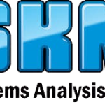 Software: Logotipo da SKM Systems Analysis, Inc. com letras grandes e em negrito em azul SKM acima das palavras Systems Analysis, Inc. em fonte preta menor — uma representação elegante, perfeita para qualquer loja de software que busca profissionalismo rápido e imediato.