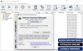 Software: Uma captura de tela da interface do Internet Download Manager 6.38 exibe listas de download, com uma janela pop-up mostrando detalhes de registro. Os botões à direita são rotulados como Entrega Imediata, Ativação Online e Licença Original, tornando-o perfeito para aqueles que buscam comprar software de forma eficiente.