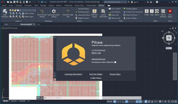 Software: Uma captura de tela do Autodesk AutoCAD 2022 mostra um layout esquemático ao lado de uma janela aberta do PVcase - Software de Design Solar Fotovoltaico 3D. O software, versão 2.13.0.56 (64 bits), fornece opções para informações de licenciamento e coleta de dados anônimos — perfeito para quem busca comprar licença com entrega imediata.